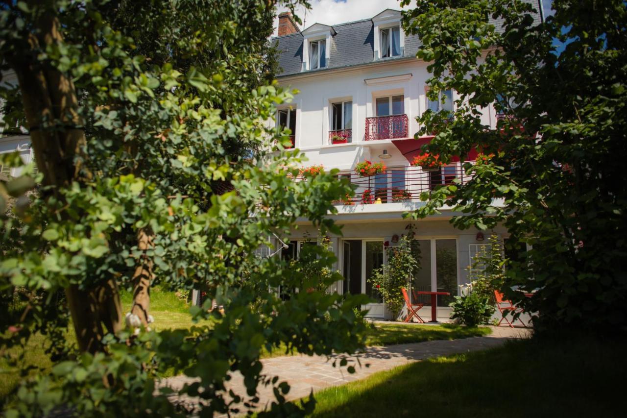 Le Jardin Des Toiles Triel-sur-Seine Exterior foto